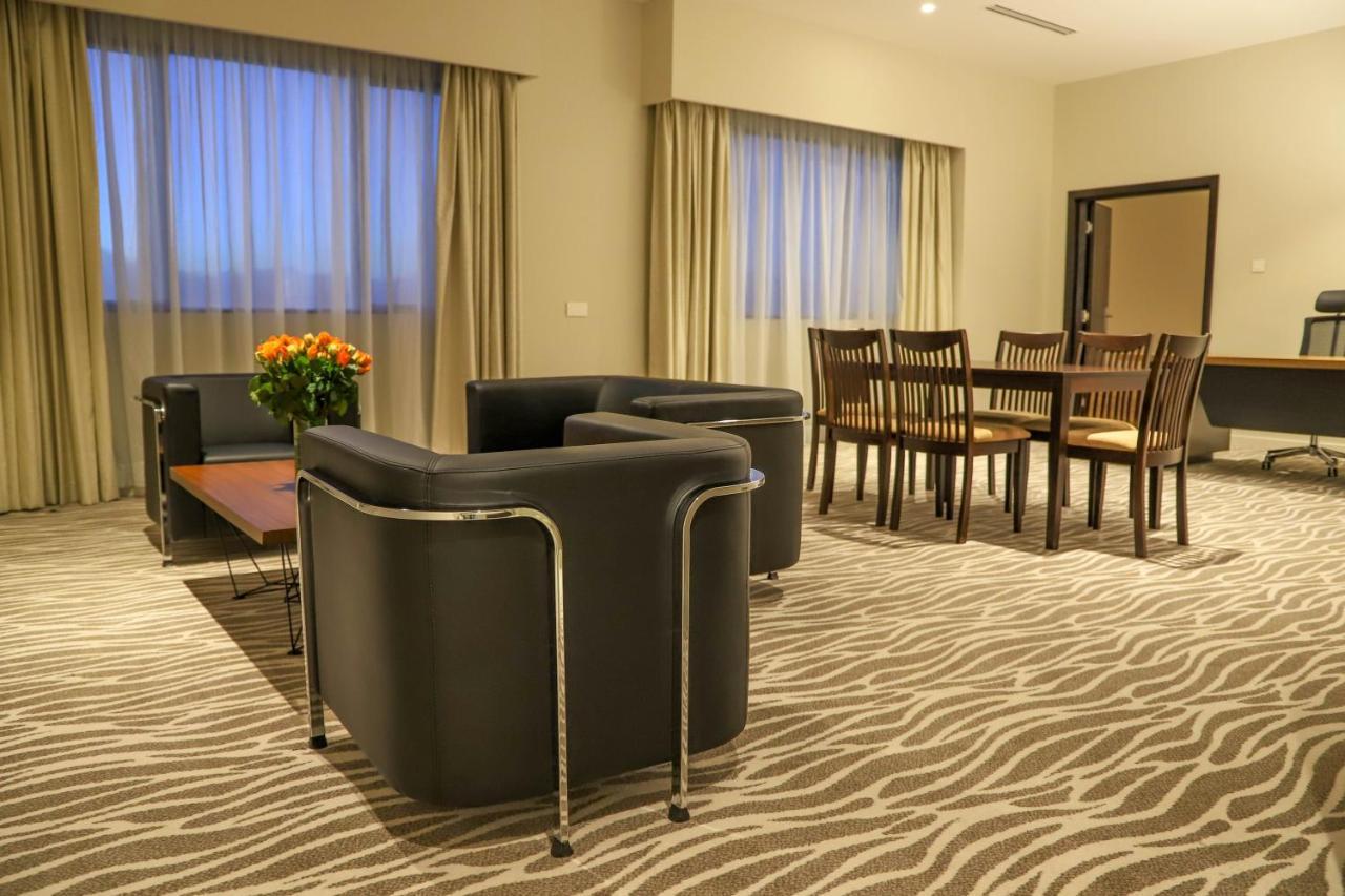 Eka Hotel Елдорет Екстер'єр фото
