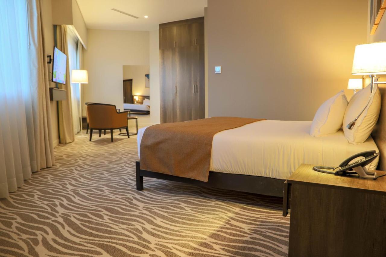 Eka Hotel Елдорет Екстер'єр фото