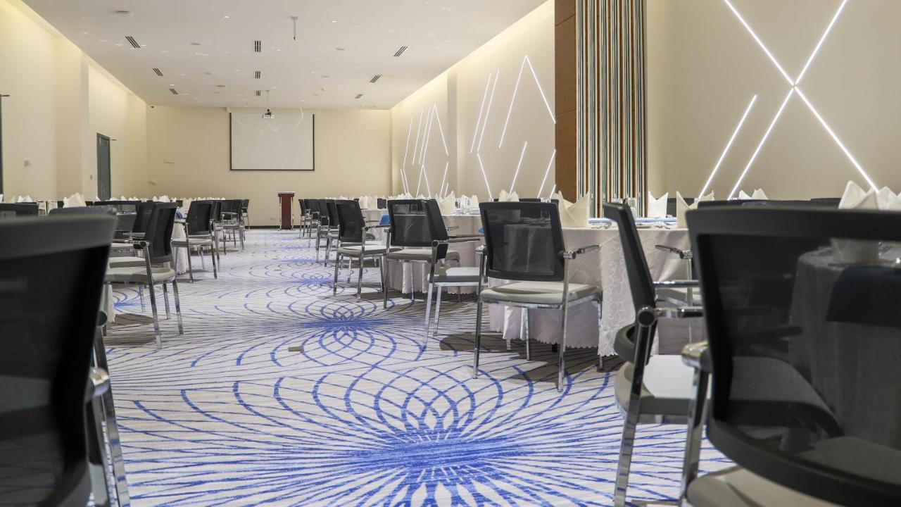 Eka Hotel Елдорет Екстер'єр фото